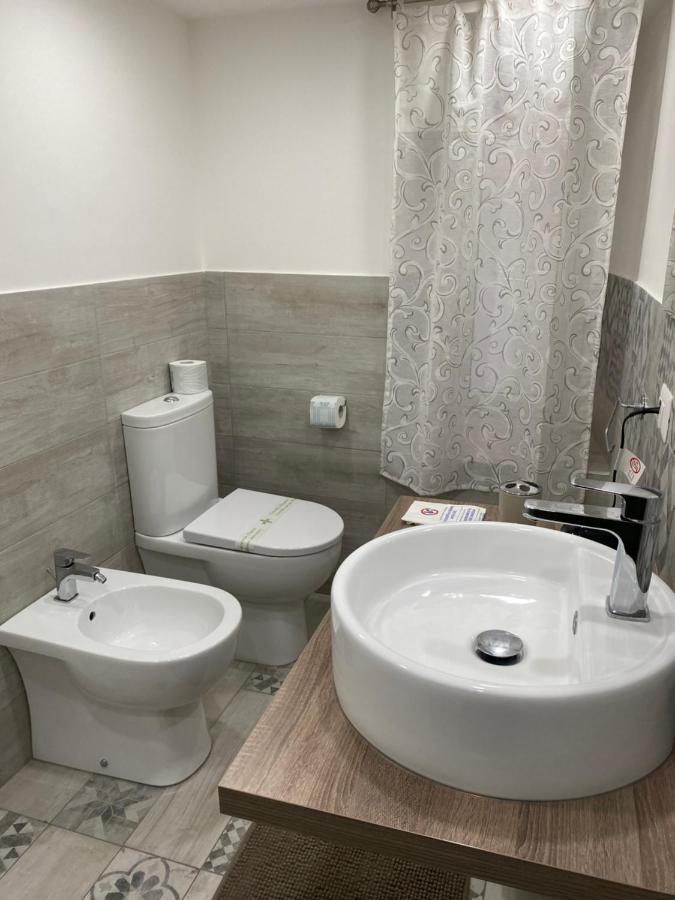 Antica Dimora Maravigna Hotel Catania Bagian luar foto