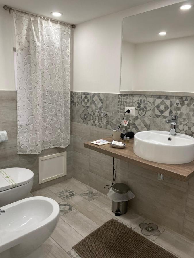 Antica Dimora Maravigna Hotel Catania Bagian luar foto